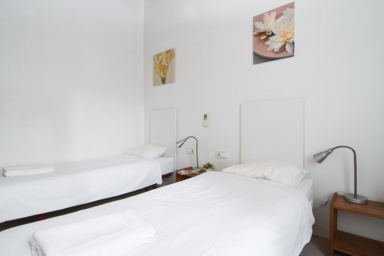 Mooeve Sant Antoni Apartment Barcelona Exterior photo